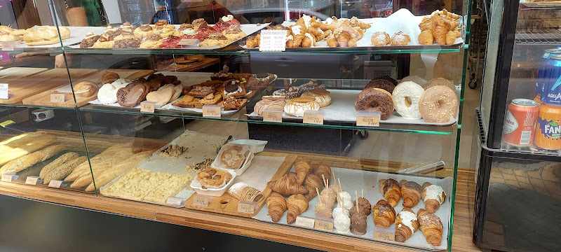 Fotografia tomada fuera de Pastelería Bake Room - Pastelería en Alicante, Alicante