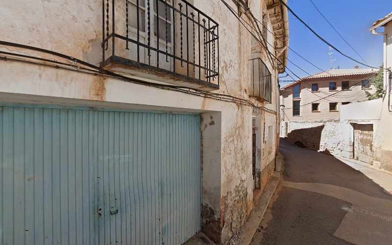 Fotografia tomada fuera de Constantino Abril Yago - Panadería en Alfambra, Teruel