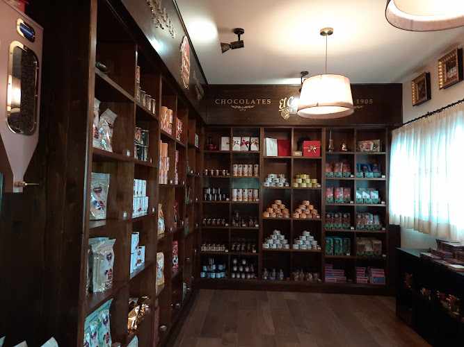 Fotografia tomada fuera de Gredos Alimentaria SL - Tienda de productos de chocolate en El Barco de Ávila, Ávila