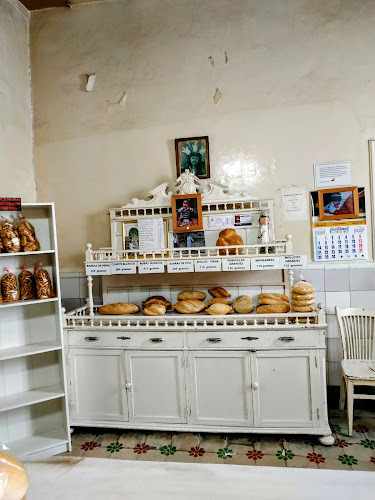 Fotografia tomada fuera de Panadería - Horno de leña - Pedro Bazán - Panadería en Jerez de la Frontera, Cádiz