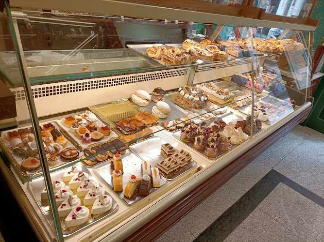 Fotografia tomada fuera de Churrería Victoria - Churrería en La Bañeza, León