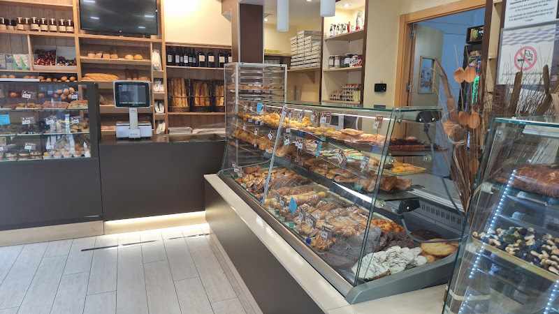 Fotografia tomada fuera de Pastelería Artesana en Zaragoza - Picotea - Panadería en Zaragoza, Zaragoza