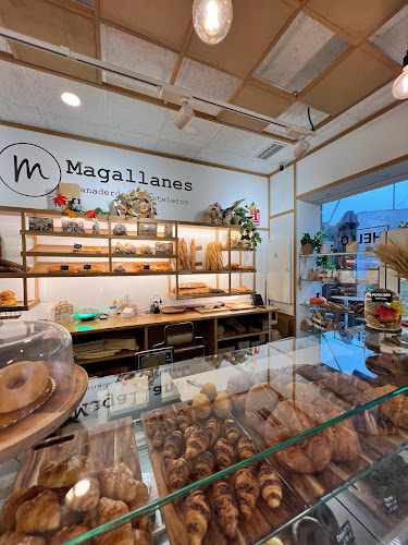 Fotografia tomada fuera de Panadería Magallanes - Panadería en Vigo, Pontevedra