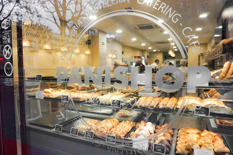 Fotografia tomada fuera de Panishop - Panadería en Zaragoza, Zaragoza