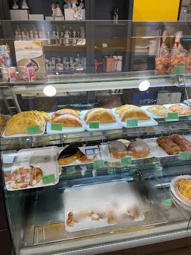 Fotografia tomada fuera de Pastelería Do Conde - Panadería en O Rosal, Pontevedra
