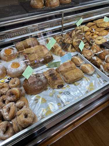 Fotografia tomada fuera de Panadería Pilar - Panadería en Albacete, Albacete