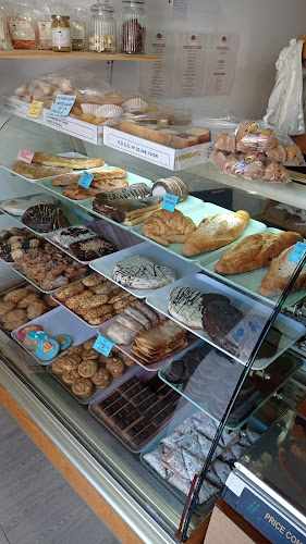 Fotografia tomada fuera de EL HORNO DE ANTONIO panadería y pastelería - Panadería en La Zubia, Granada