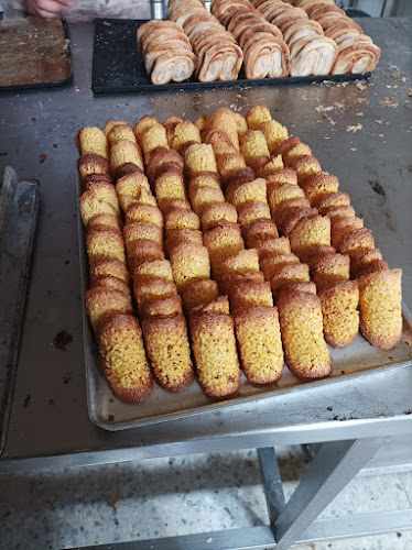 Fotografia tomada fuera de Pasteleria Rodriguez - Pastelería en Talavera de la Reina, Toledo