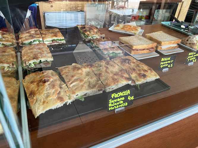 Fotografia tomada fuera de BuenaOnda Formentera - Fornaio en La Savina, Baleares