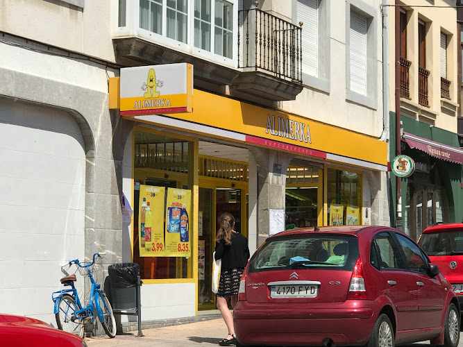 Fotografia tomada fuera de Supermercados Alimerka - Supermercado en San Juan de la Arena, Asturias