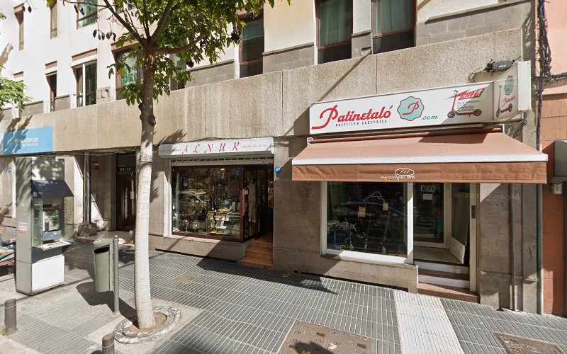 Fotografia tomada fuera de Ptcquevene S L - Panadería en Las Palmas de Gran Canaria, Las Palmas