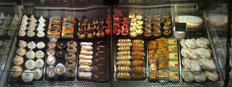 Fotografia tomada fuera de Pastelería Merey - Pastelería en Burgos, Burgos