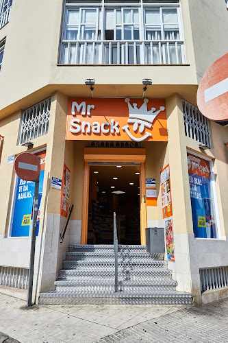 Fotografia tomada fuera de MrSnack San Benito - Tienda de alimentación en La Laguna, Santa Cruz de Tenerife