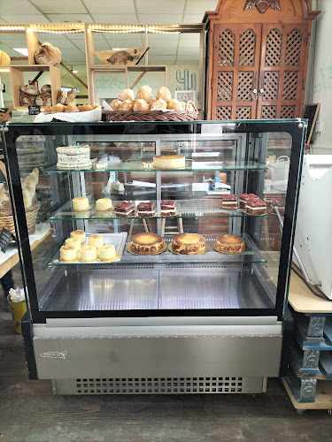 Fotografia tomada fuera de Panadería El Hornito Rico - Panadería en Toledo, Toledo