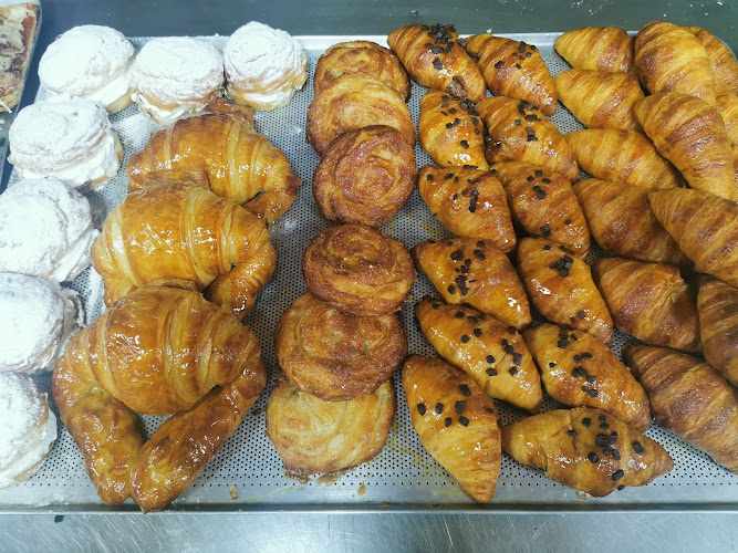 Fotografia tomada fuera de Pasteleria Sena - Pastelería en Aldaia, Valencia