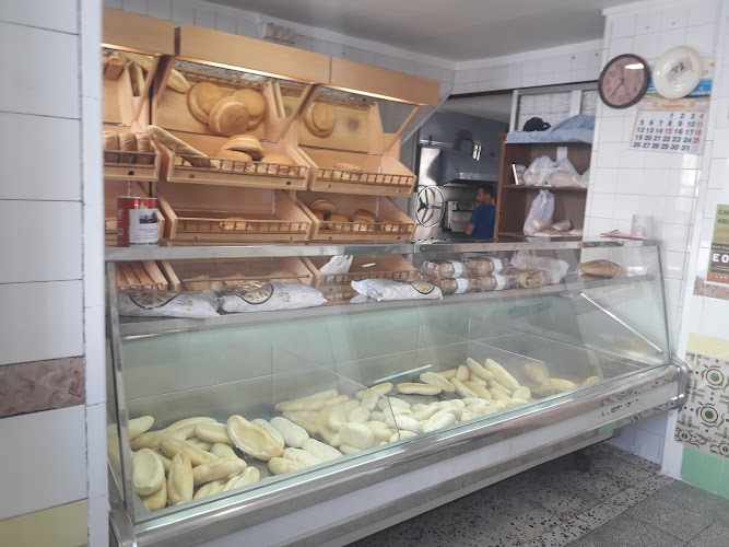 Fotografia tomada fuera de Panadería Rosa - Panadería en Constantina, Sevilla