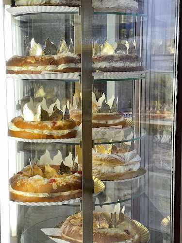 Fotografia tomada fuera de Fleca Mas Planoi - Panadería en Castellgalí, Barcelona