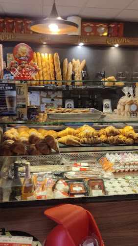 Fotografia tomada fuera de Forn ca la Carme - Panadería en Campdevànol, Girona