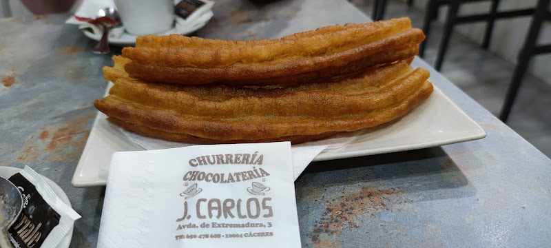 Fotografia tomada fuera de churreria chocolateria J.CARLOS - Churrería en Cáceres, Cáceres