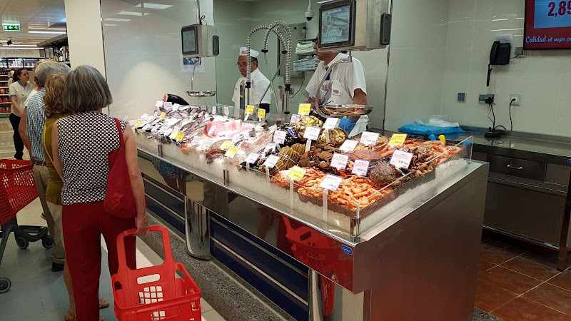 Fotografia tomada fuera de Supermercados Froiz - Supermercado en Ávila, Ávila