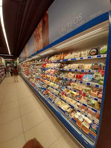 Fotografia tomada fuera de Supermercados Gadis - Supermercado en Ávila, Ávila