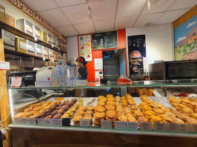 Fotografia tomada fuera de Galletanas Granada - Tienda de galletas en Granada, Granada