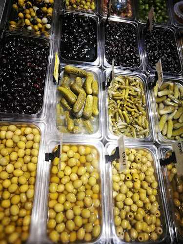 Fotografia tomada fuera de Martín Martín - Tienda de alimentación en Soria, Soria