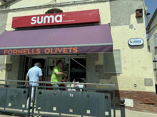 Fotografia tomada fuera de Supermercat Fornells Olivets - Supermercado en Girona, Girona