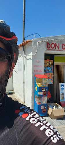 Fotografia tomada fuera de Don Dulzón - Candy store en Llerena, Badajoz