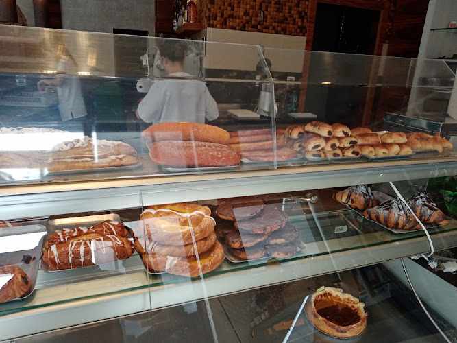 Fotografia tomada fuera de Herminia Pan Y Bollería Sl (A Laracha) - Panadería en A Laracha, A Coruña