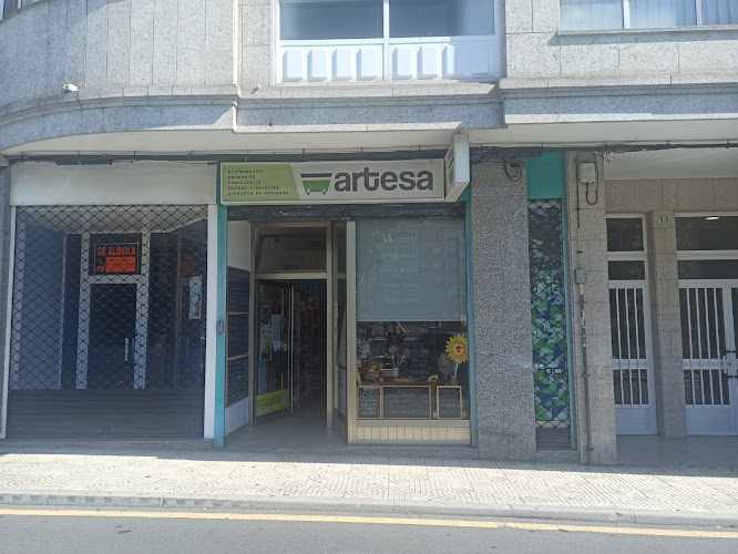 Fotografia tomada fuera de Artesa - Tienda de alimentación en A Estrada, Pontevedra