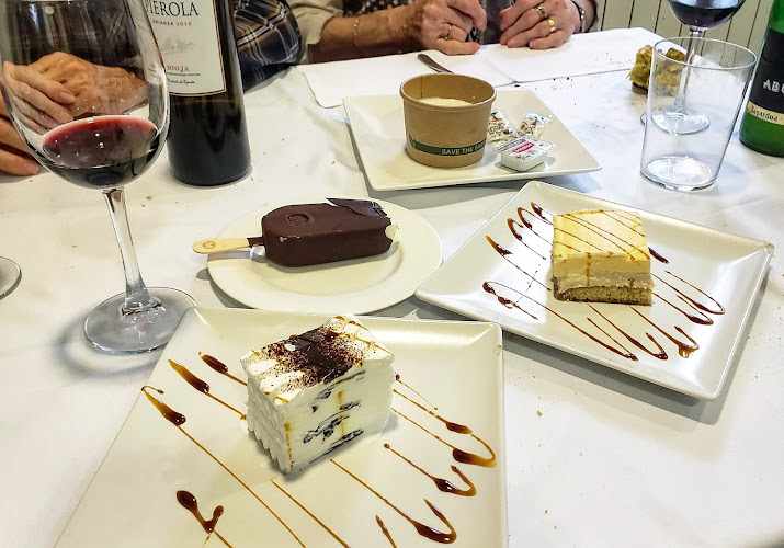 Fotografia tomada fuera de Iriarte Jatetxea Zizurkil - restaurantes en Zizurkil, Guipúzcoa