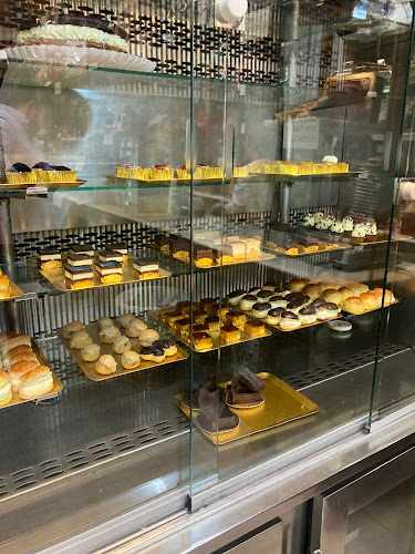 Fotografia tomada fuera de La Flor de almíbar - Pastelería en Zaragoza, Zaragoza