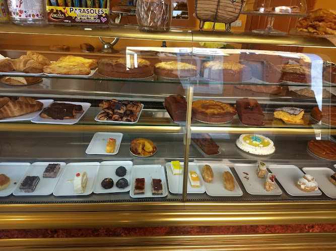 Fotografia tomada fuera de Panadería Sampedro - Panadería en Vimianzo, A Coruña