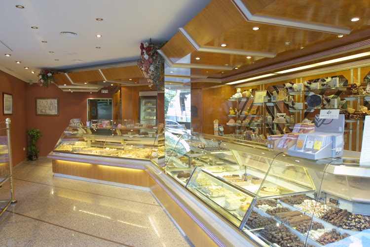 Fotografia tomada fuera de Pastelería Hergós - Pastelería en Ávila, Ávila