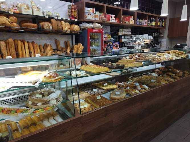 Fotografia tomada fuera de Fleca Cafeteria Espígol - Panadería en Vidreres, Girona