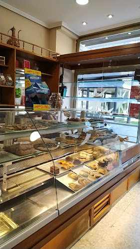 Fotografia tomada fuera de Boutique Mi Pan - Bakery en Oviedo, Asturias