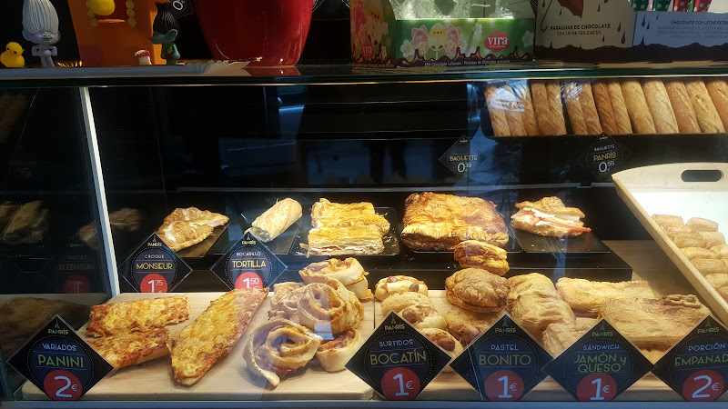 Fotografia tomada fuera de Panrís - Panadería en Langreo, Asturias