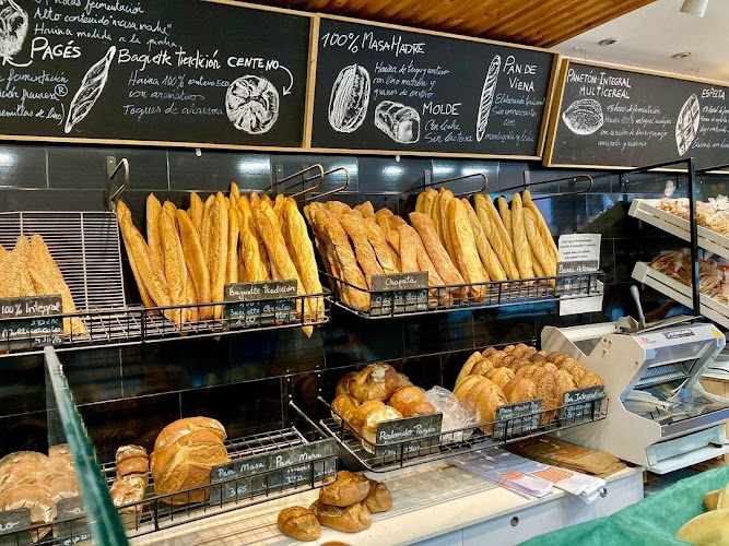 Fotografia tomada fuera de Masamadre. Murcia centro. - Panadería en Murcia, Murcia