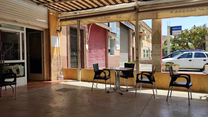 Fotografia tomada fuera de La Serrana Panadería - Panadería en Santiago y Zaraíche, Murcia