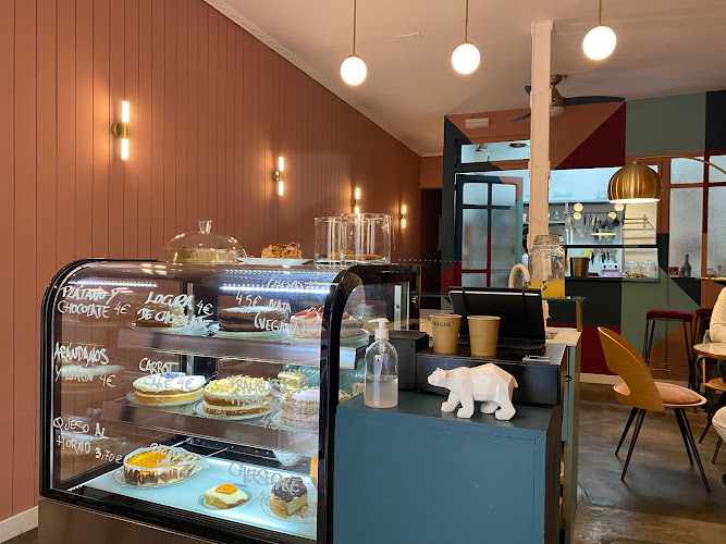 Fotografia tomada fuera de La Prima Lejana - Tienda de tartas en Madrid, Madrid