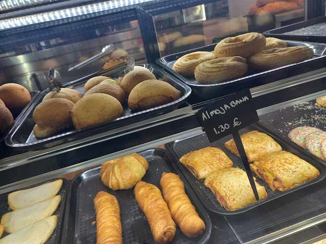 Fotografia tomada fuera de Panadería y Pastelería El Buen Gusto Getafe - Panadería en Getafe, Madrid