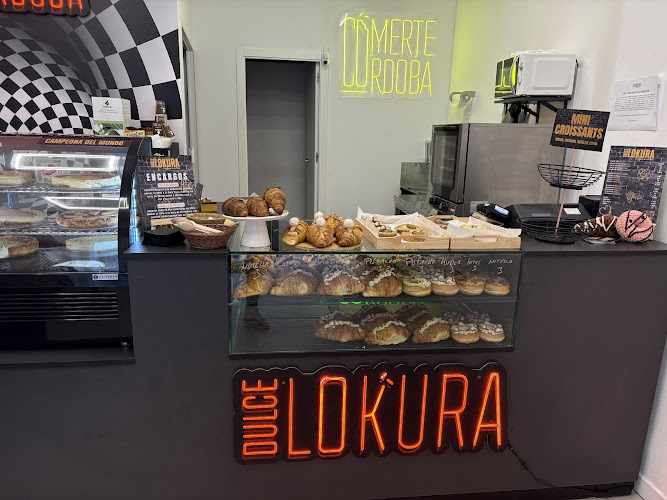 Fotografia tomada fuera de Dulce Lokura - Pastelería en Córdoba, Córdoba