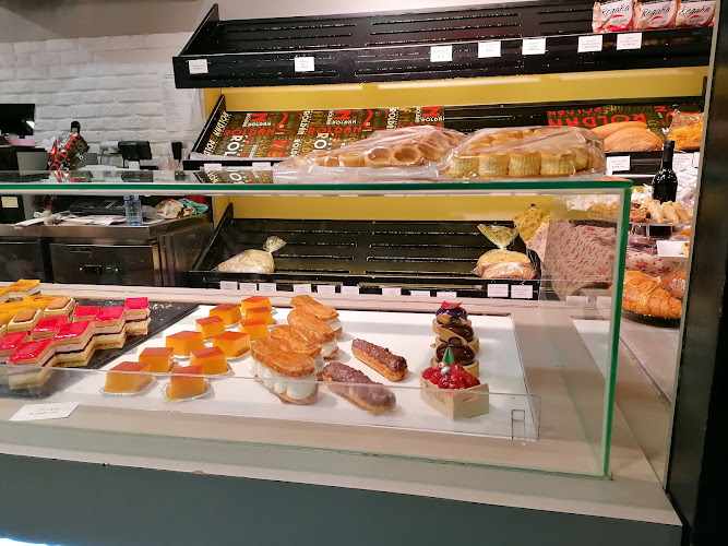 Fotografia tomada fuera de Pastelerías Roldán - Tejares - Pastelería en Córdoba, Córdoba