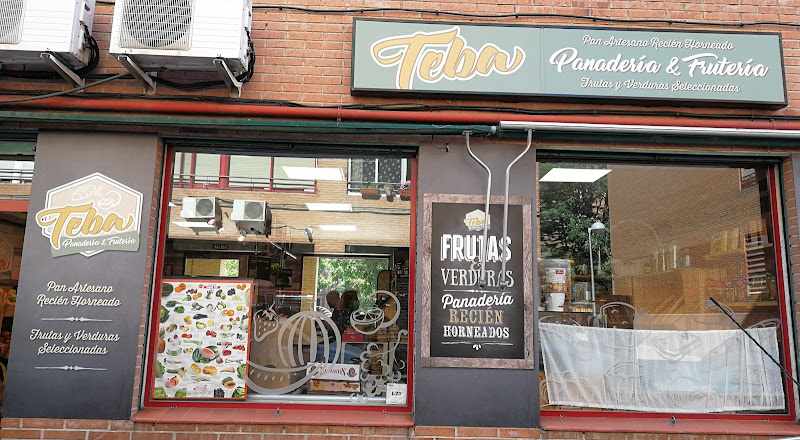 Fotografia tomada fuera de Frutería Panadería TEBA - Frutería en Madrid, Madrid