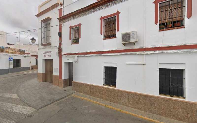 Fotografia tomada fuera de Panadería José Luis García Alvarez - Panadería en Carmona, Sevilla