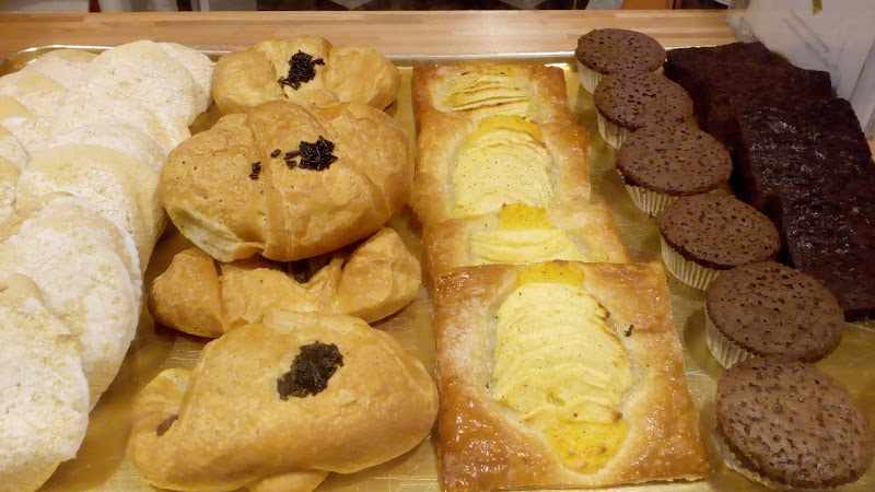 Fotografia tomada fuera de Fleca Capmany - Panadería en Capmany, Girona