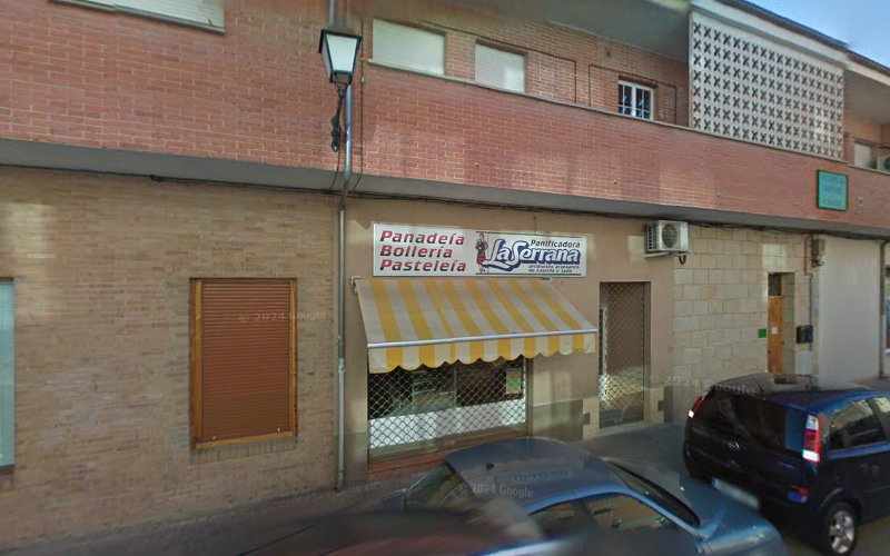 Fotografia tomada fuera de Panificadora la Serrana S.L. - Panadería en Salas de los Infantes, Burgos