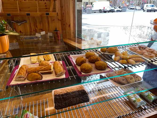 Fotografia tomada fuera de Horno De Pan - Dolcetes - Panadería en Barcelona, Barcelona