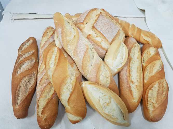 Fotografia tomada fuera de Panadería Cuesta del Molino SL - Panadería en Bailén, Jaén